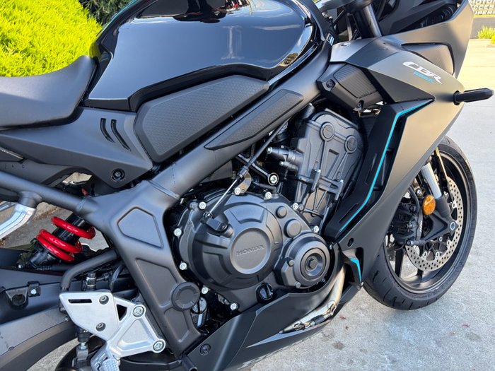 2023 Honda CBR650R Black