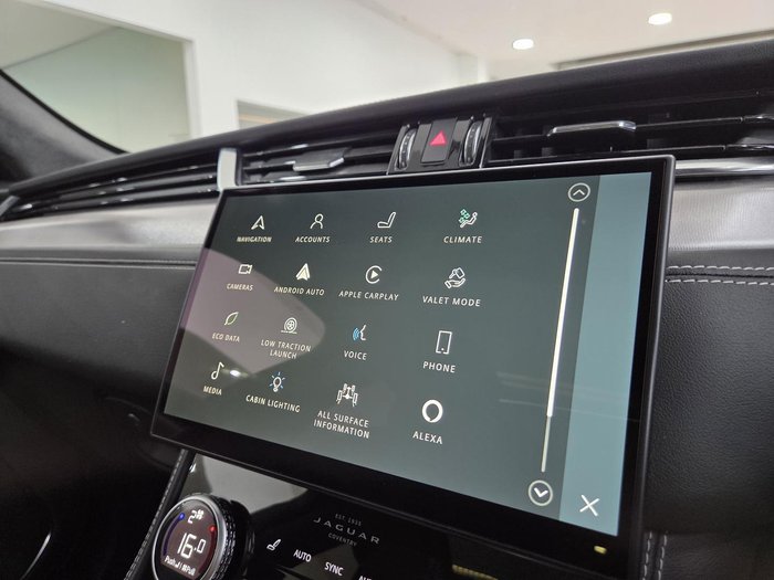 2023 Jaguar F-PACE P250 R-Dynamic SE