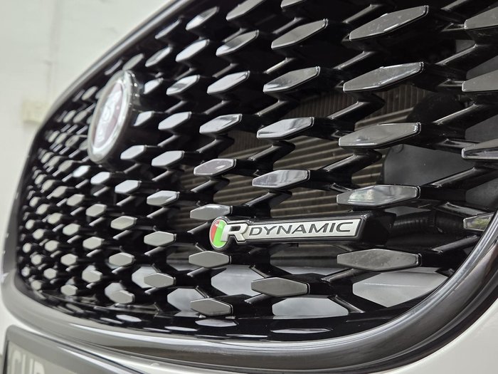 2023 Jaguar F-PACE P250 R-Dynamic SE