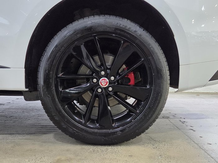 2023 Jaguar F-PACE P250 R-Dynamic SE