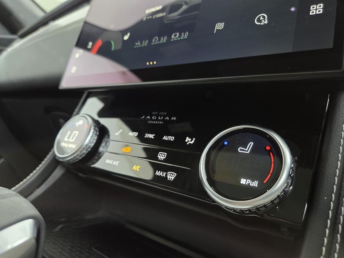 2023 Jaguar F-PACE P250 R-Dynamic SE