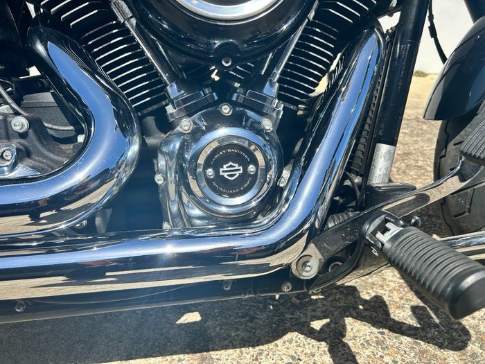 2021 Harley-Davidson FLSB SPORT GLIDE Black