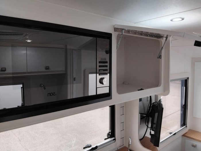 2023 JB Caravans Dirt Roader Full Ensuite Offroad Couples Van