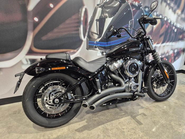 2025 Harley-Davidson Street Bob 117 (FXBB) Softail Black