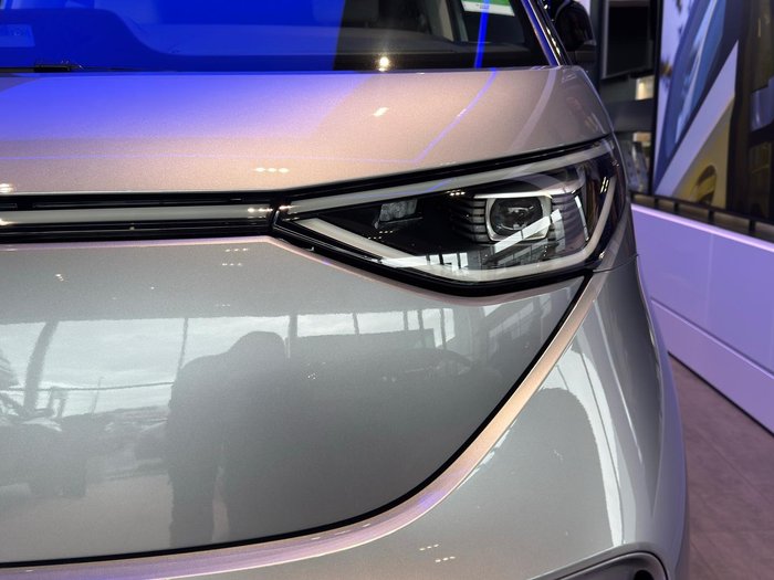 2025 Volkswagen ID. Buzz Pro BEV560