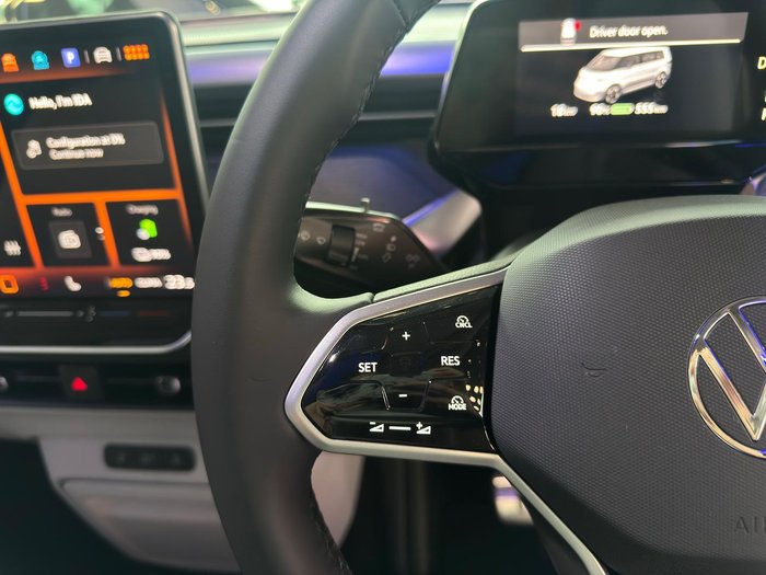 2025 Volkswagen ID. Buzz Pro BEV560