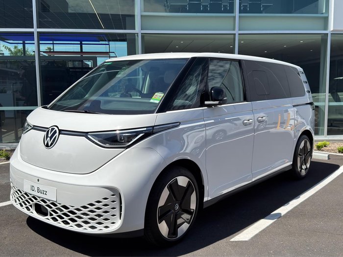 2025 Volkswagen ID. Buzz Pro BEV560
