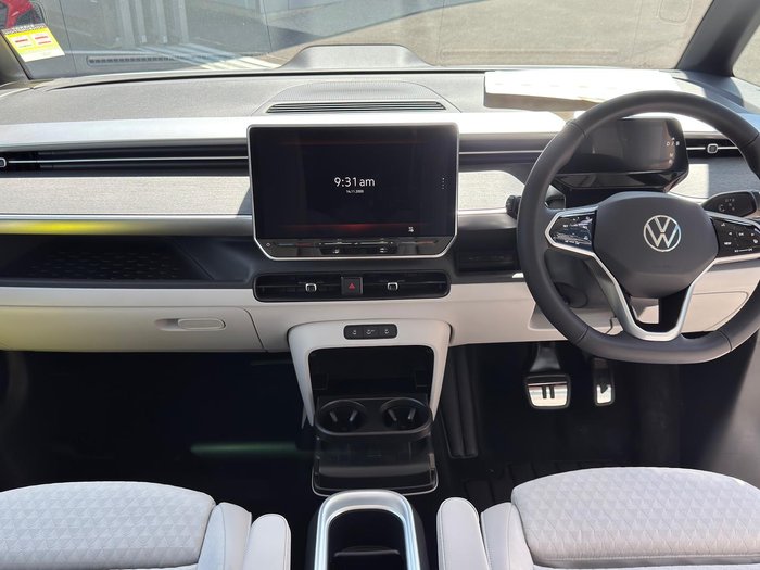 2025 Volkswagen ID. Buzz Pro BEV560