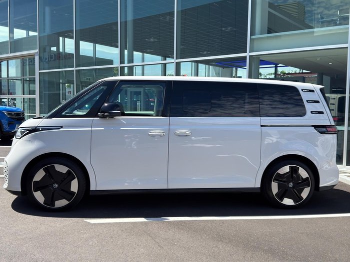 2025 Volkswagen ID. Buzz Pro BEV560