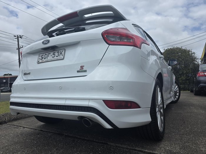 2016 Ford Focus Sport LZ Frozen White