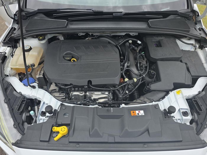 2016 Ford Focus Sport LZ Frozen White