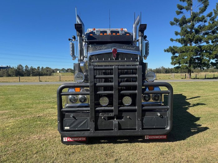 2013 Kenworth T909 600,000KMS GENUINE - 140t GCM