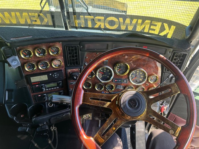 2013 Kenworth T909 600,000KMS GENUINE - 140t GCM