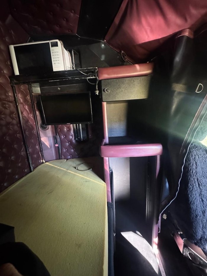 2013 Kenworth T909 600,000KMS GENUINE - 140t GCM