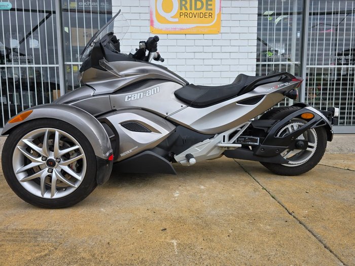 2013 BRP SPYDER ST GREY