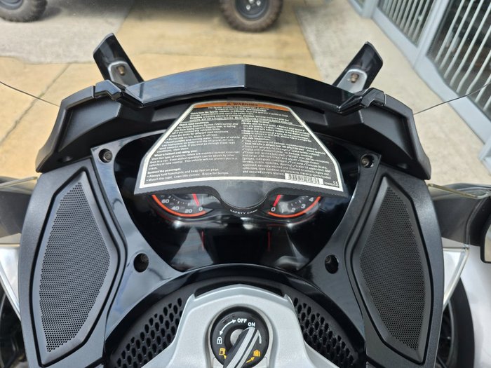 2013 BRP SPYDER ST GREY