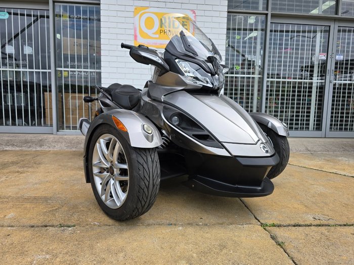 2013 BRP SPYDER ST GREY