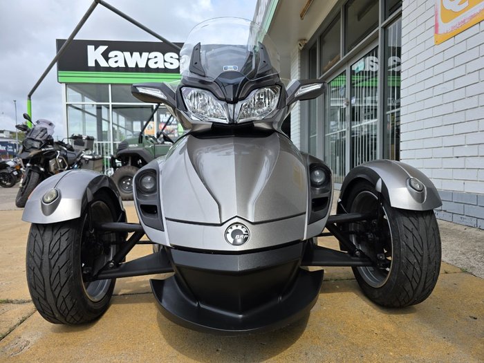 2013 BRP SPYDER ST GREY