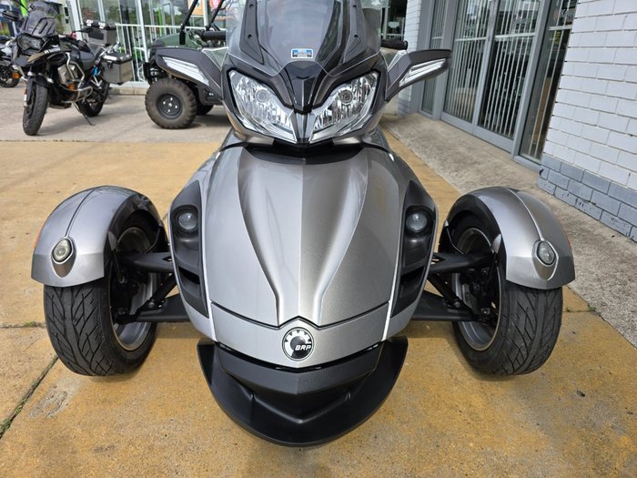 2013 BRP SPYDER ST GREY