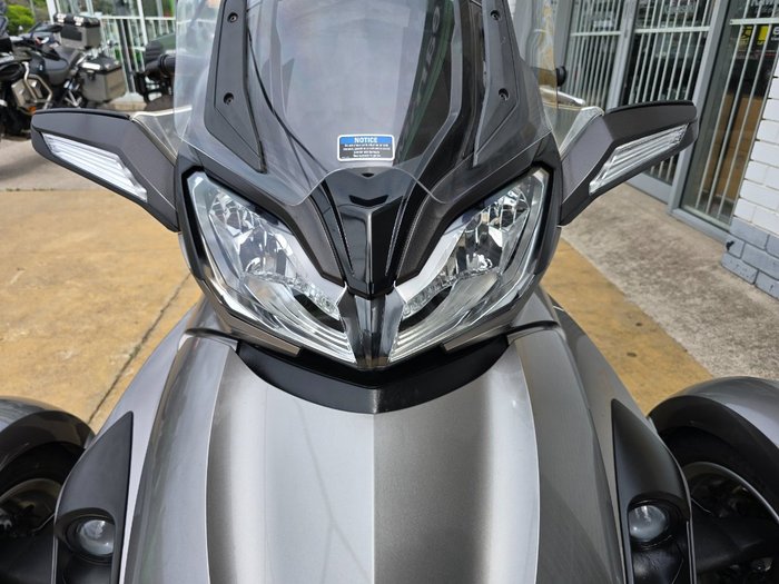 2013 BRP SPYDER ST GREY