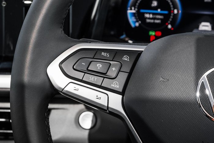 2025 Volkswagen Multivan TDI360 Life