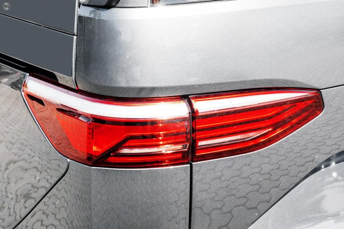 2025 Volkswagen Multivan TDI360 Life