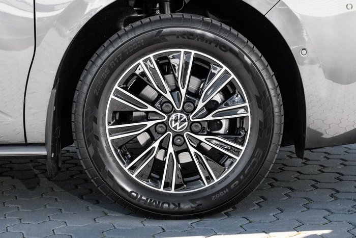 2025 Volkswagen Multivan TDI360 Life