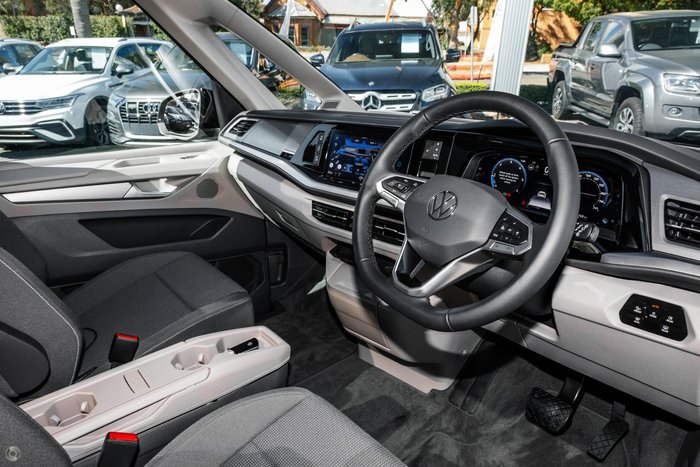 2025 Volkswagen Multivan TDI360 Life