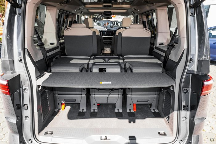 2025 Volkswagen Multivan TDI360 Life