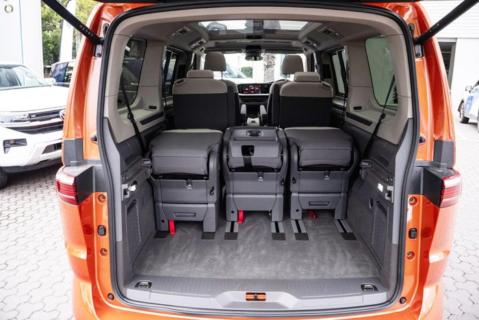 2025 Volkswagen Multivan TDI360 Life