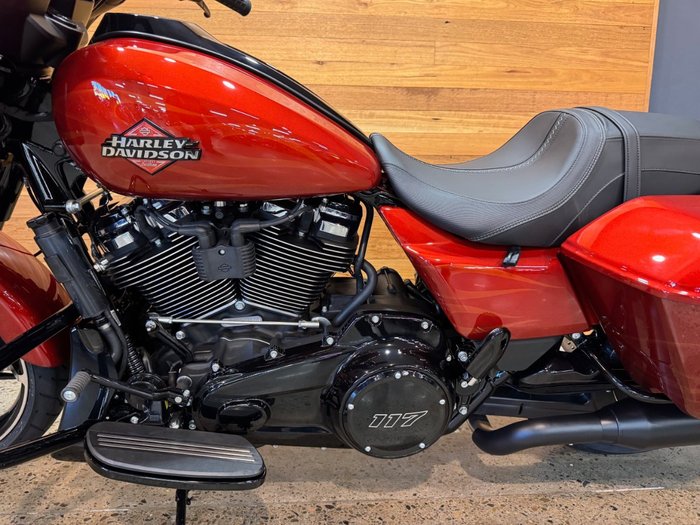 2025 Harley-davidson FLHX STREET GLIDE (117) Whiskey Firestorm