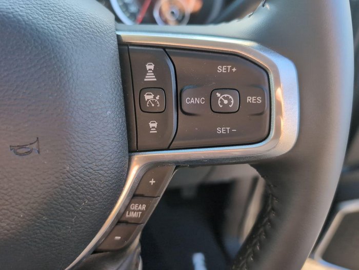 2024 RAM 2500 Laramie Rambox