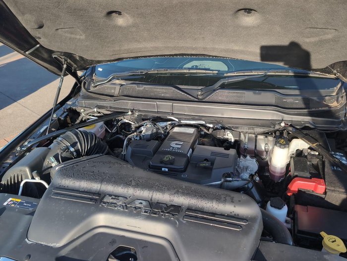 2024 RAM 2500 Laramie Rambox