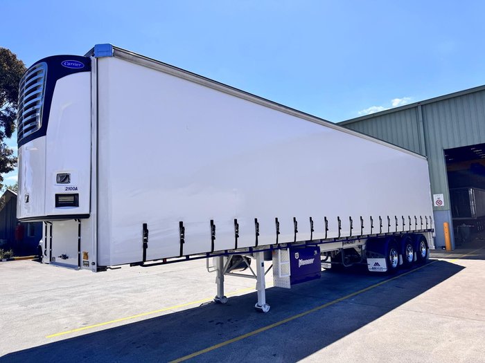 2009 Vawdrey St3 22 Pallet Refrigerated Curtain Sider 