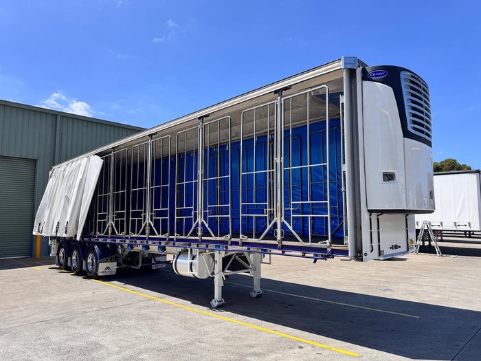 2009 Vawdrey St3 22 Pallet Refrigerated Curtain Sider