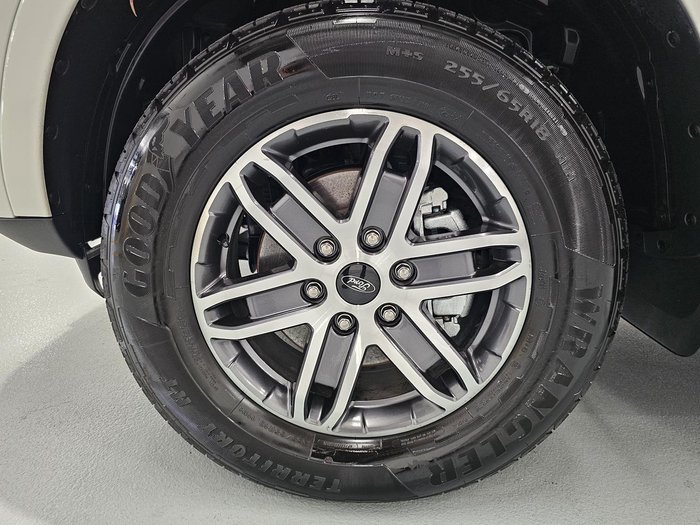 2025 Ford Everest Trend