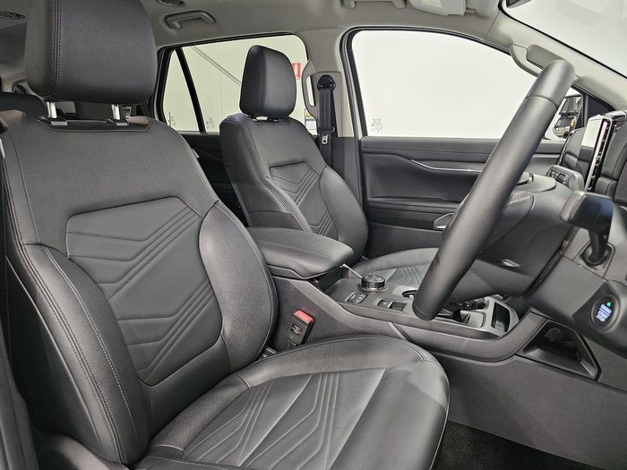 2025 Ford Everest Trend