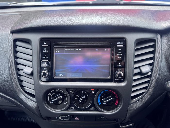 2019 Mitsubishi Triton GLX MR MY19 4X4 Dual Range White