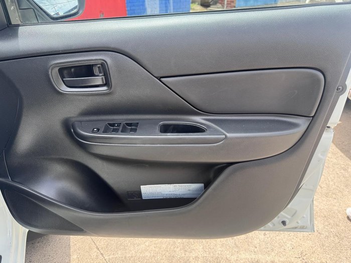 2019 Mitsubishi Triton GLX MR MY19 4X4 Dual Range White