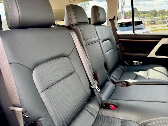 2021 Toyota Landcruiser VX VDJ200R 4X4 Dual Range Crystal Pearl