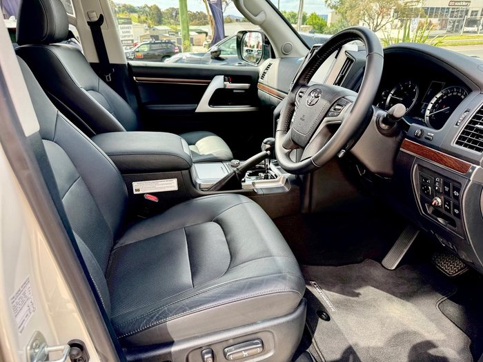2021 Toyota Landcruiser VX VDJ200R 4X4 Dual Range Crystal Pearl