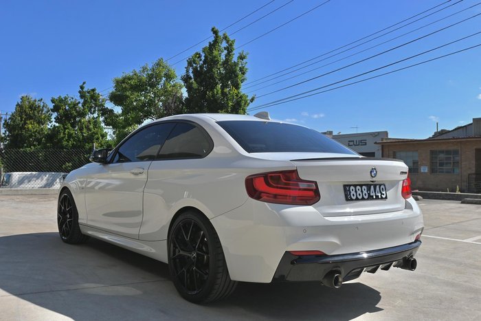 2014 BMW 2 Series M235i F22 Alpine White