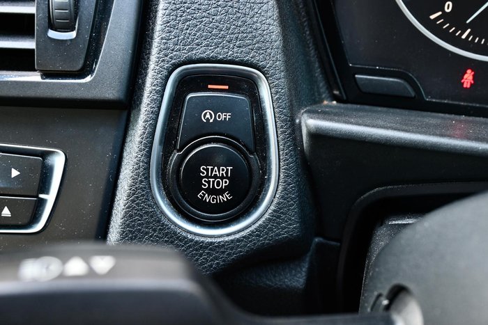 2014 BMW 2 Series M235i F22 Alpine White