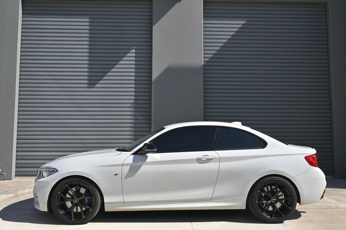 2014 BMW 2 Series M235i F22 Alpine White