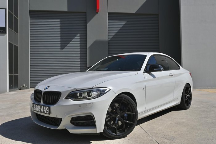 2014 BMW 2 Series M235i F22 Alpine White