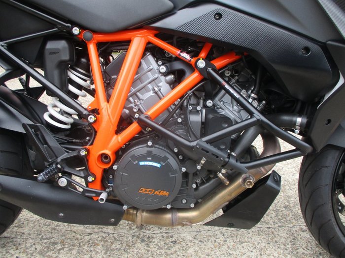 2022 Ktm 1290 SUPER DUKE GT BLACK