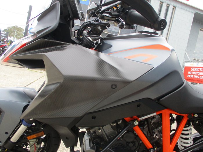 2022 Ktm 1290 SUPER DUKE GT BLACK