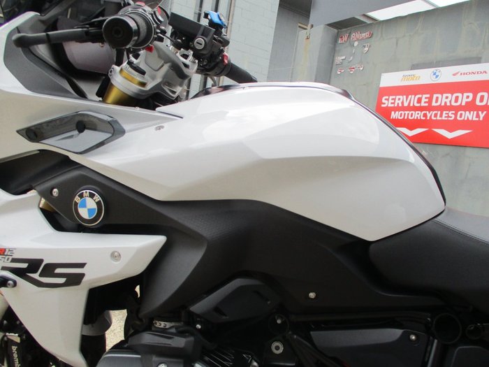 2023 BMW Motorrad R 1250 RS WHITE