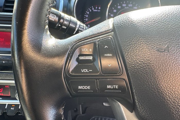 2015 Kia Rio SLi