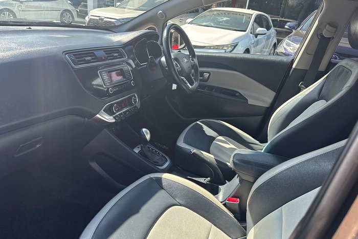 2015 Kia Rio SLi